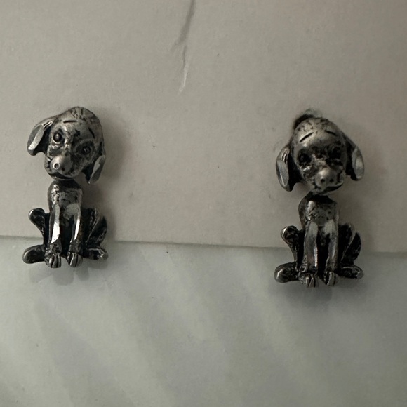 Cute silver puppy dog earrings - Picture 2 of 2